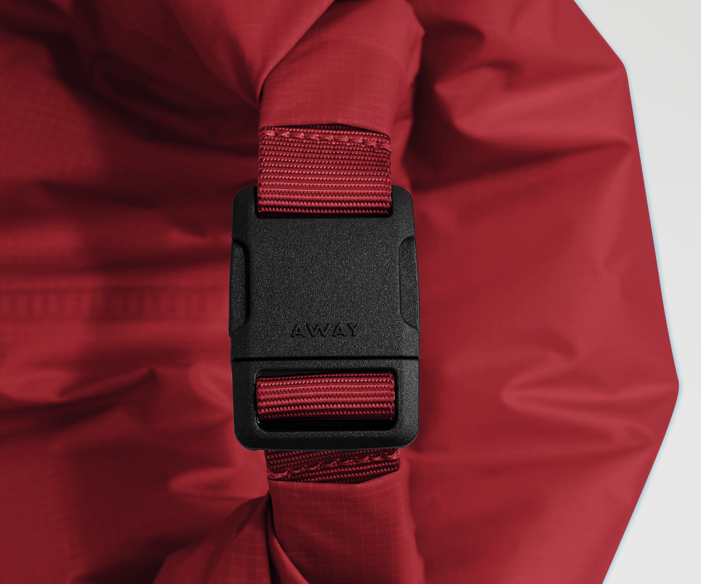 PDP_Beach_DryBag_Red_05.jpg