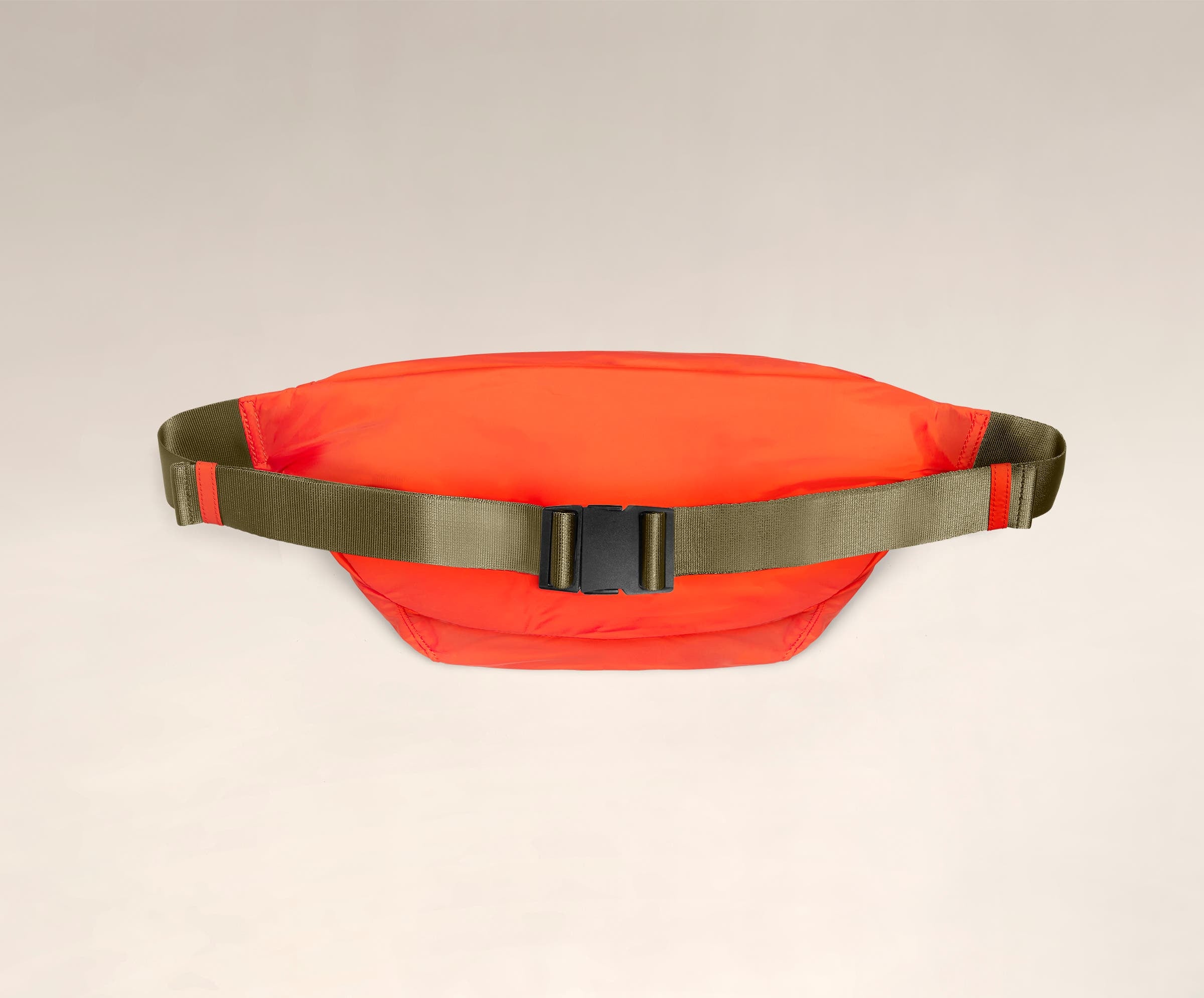 PDP_Packable_Sling_Orange_02.jpg